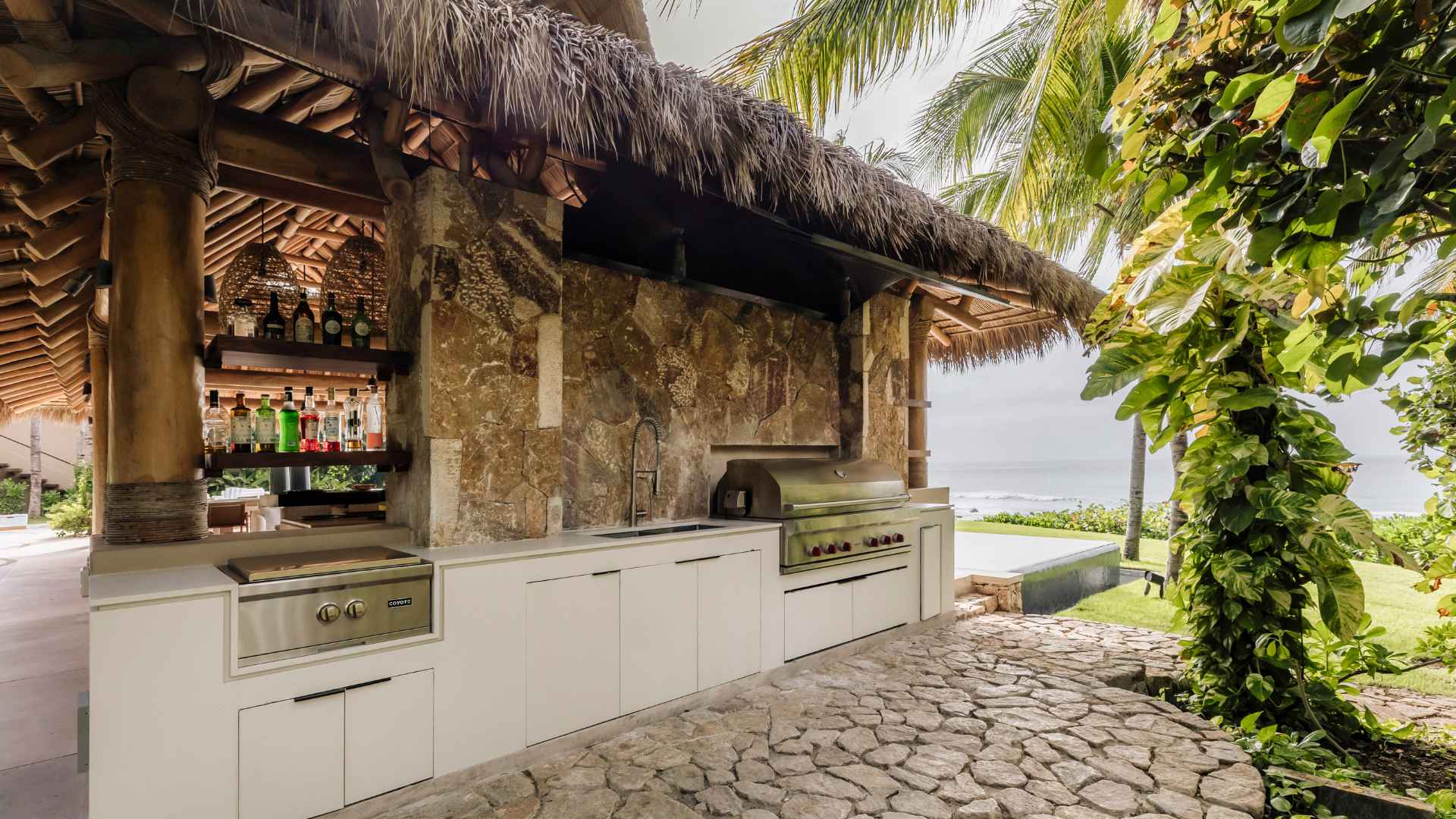 Casa Entre Rocas - Punta Mita