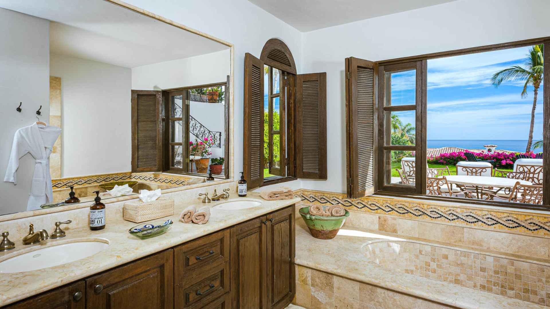 Casa de las Risas - San Jose del Cabo