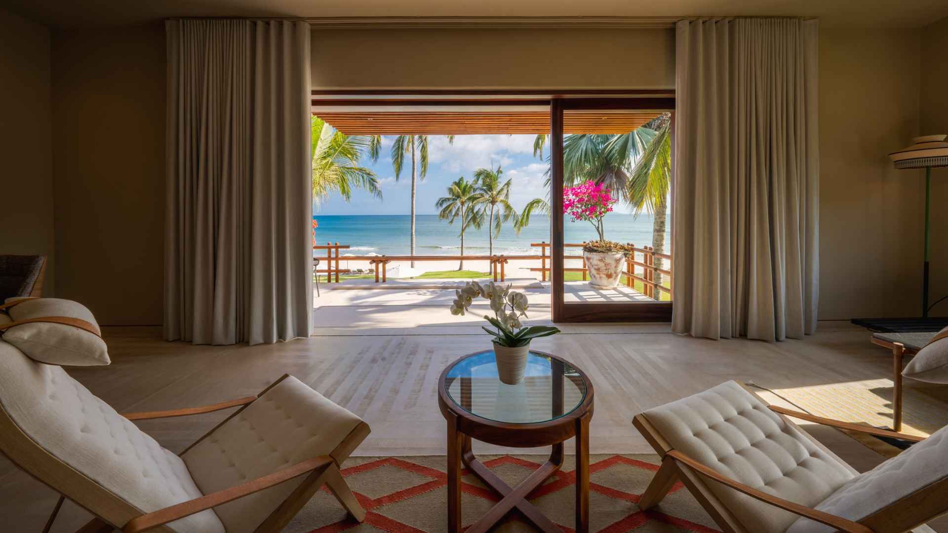 Akama - Punta Mita