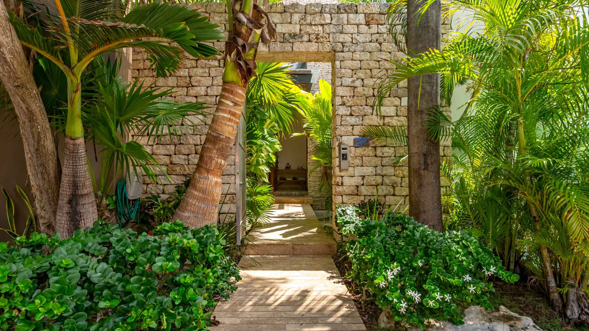 Casa de las Estrellas - Playa del Carmen
