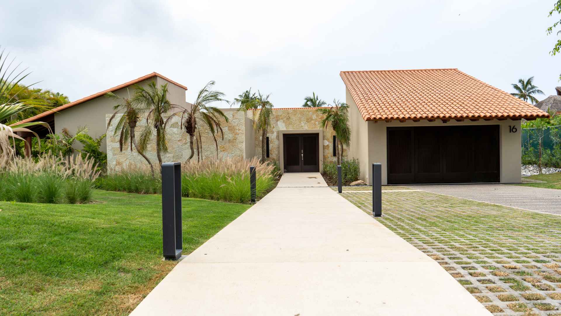 Lagos 16 - Punta Mita