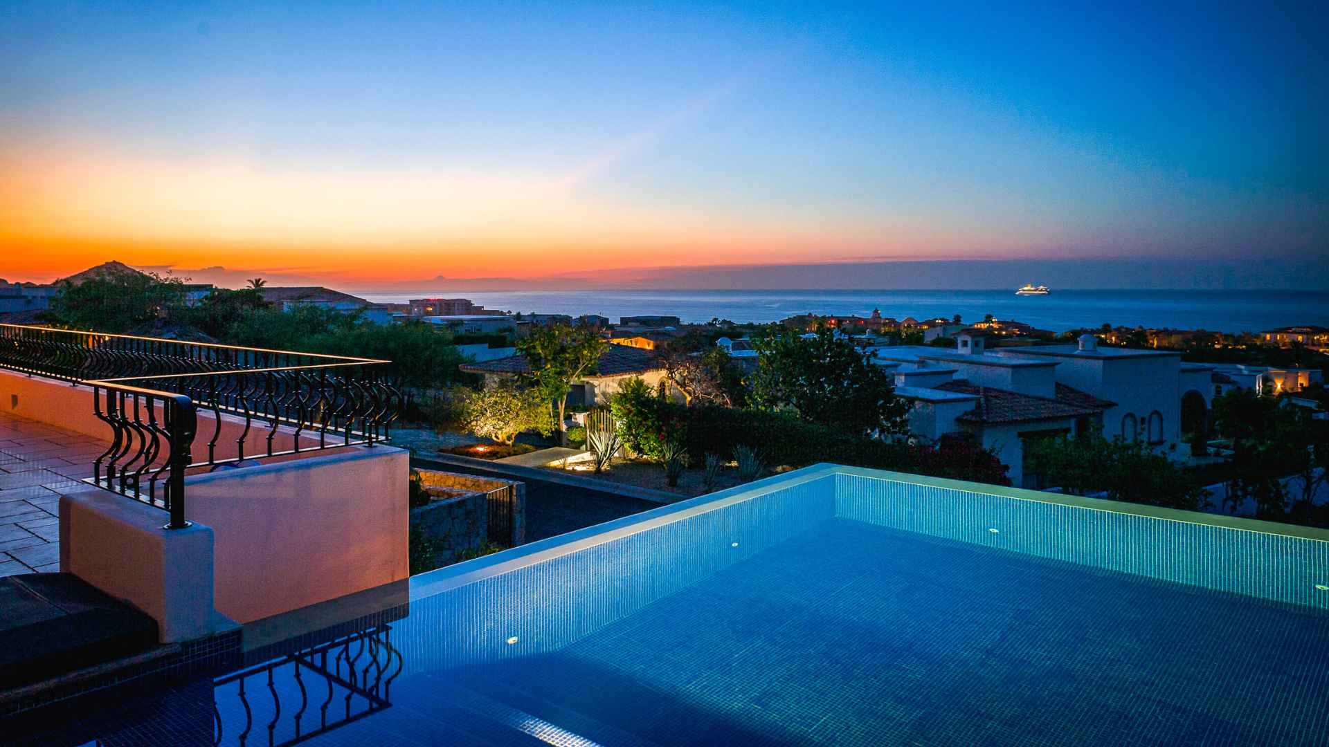 Villa De Los Faros - Cabo San Lucas