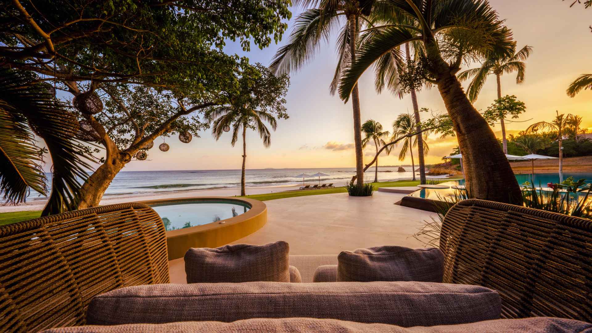 Akama - Punta Mita