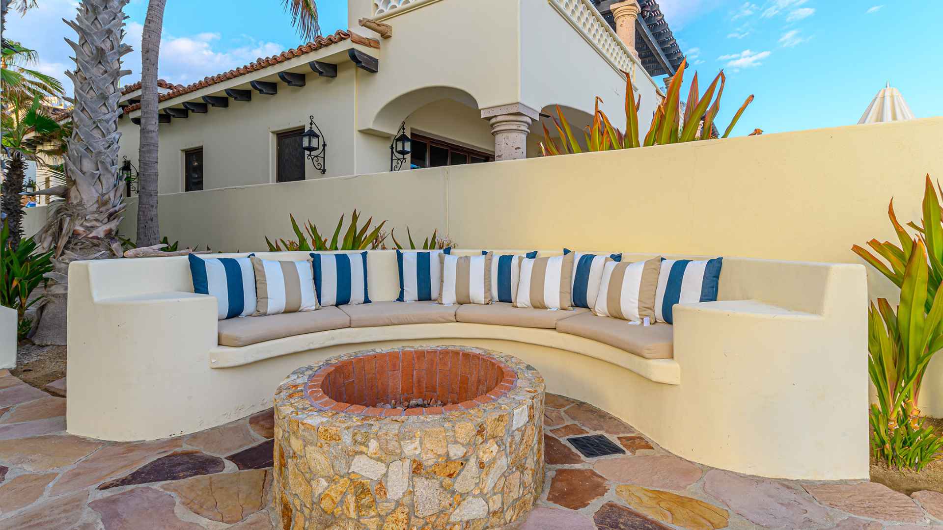 Casa Maya - San Jose del Cabo