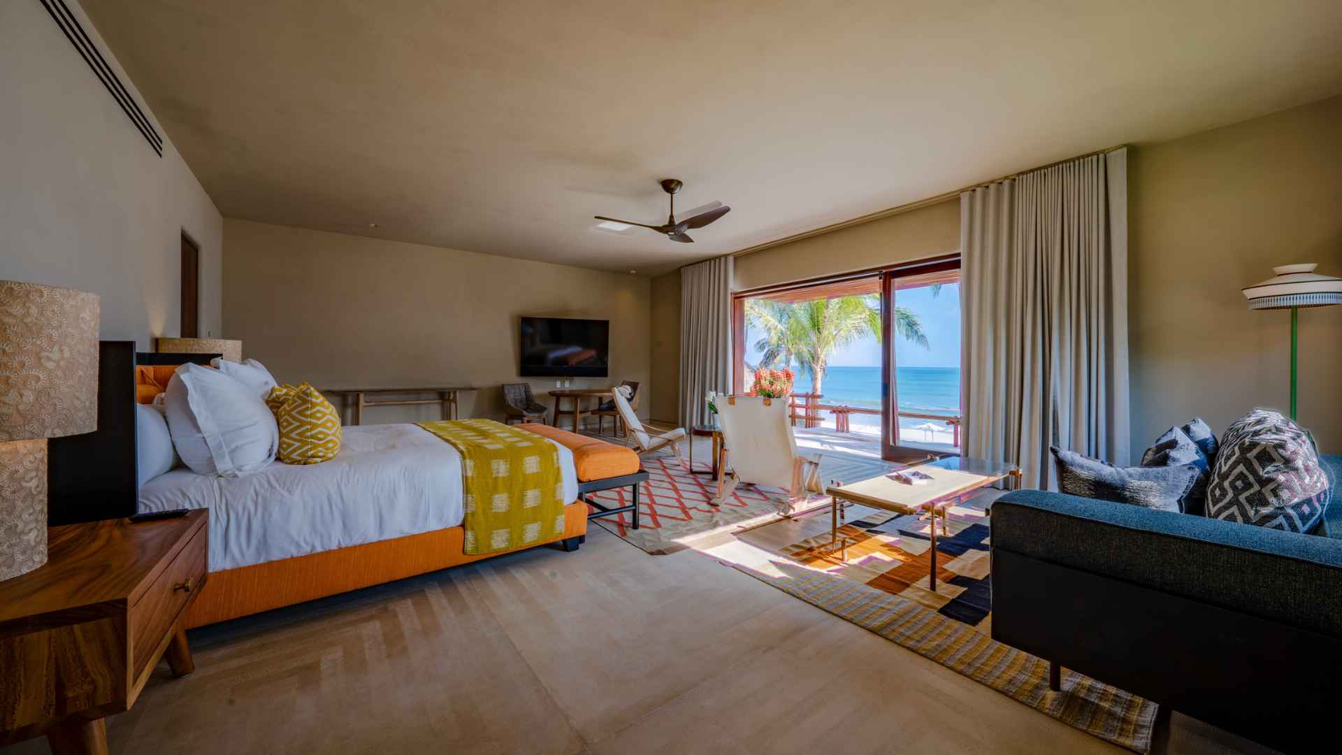 Akama - Punta Mita