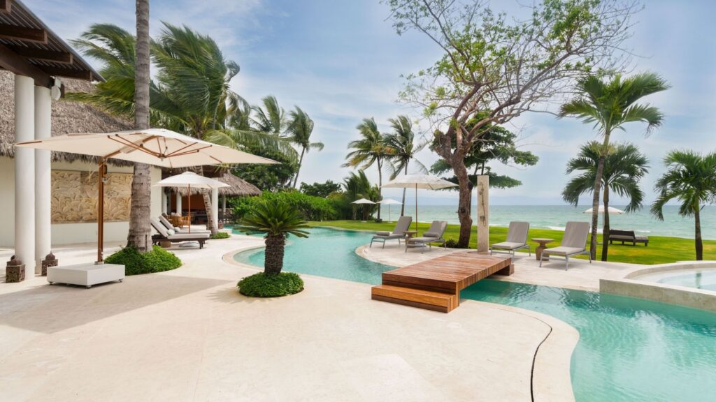 Casa Amore, beachfront villa in Punta Mita.