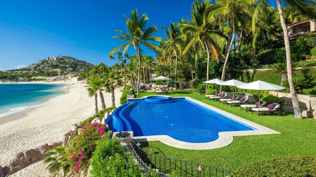 Casa Koll’s pool overlooking the beach in Cabo.